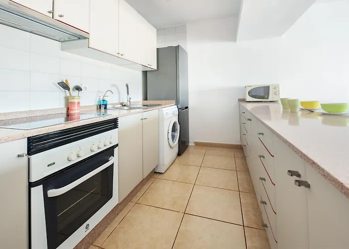 Lanzahost Larimar 公寓 *